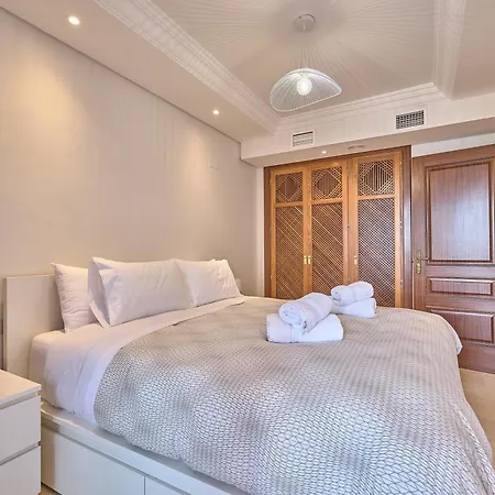 Mar Azul エステポナ