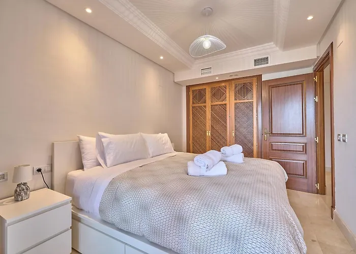 Mar Azul Εστεπόνα